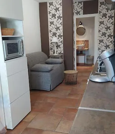 T2 Entre Et Montagne Proche Calvi * كالينزانا