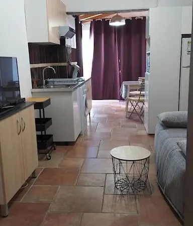T2 Entre Et Montagne Proche Calvi كالينزانا